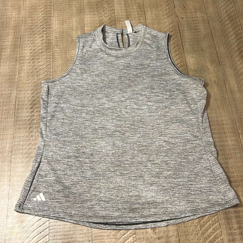 Adidas women’s sleeveless mock turtleneck shirt
